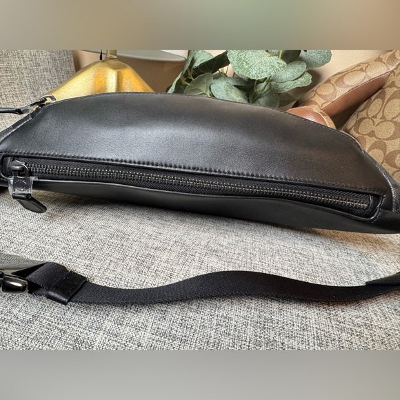 $239 COACH Warren Belt Bag In Signature canvas Charcoal Black F78777 - Picture 5 of 8